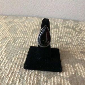 TEARDROP ONYX STERLING SILVER RING SIZE 7.5